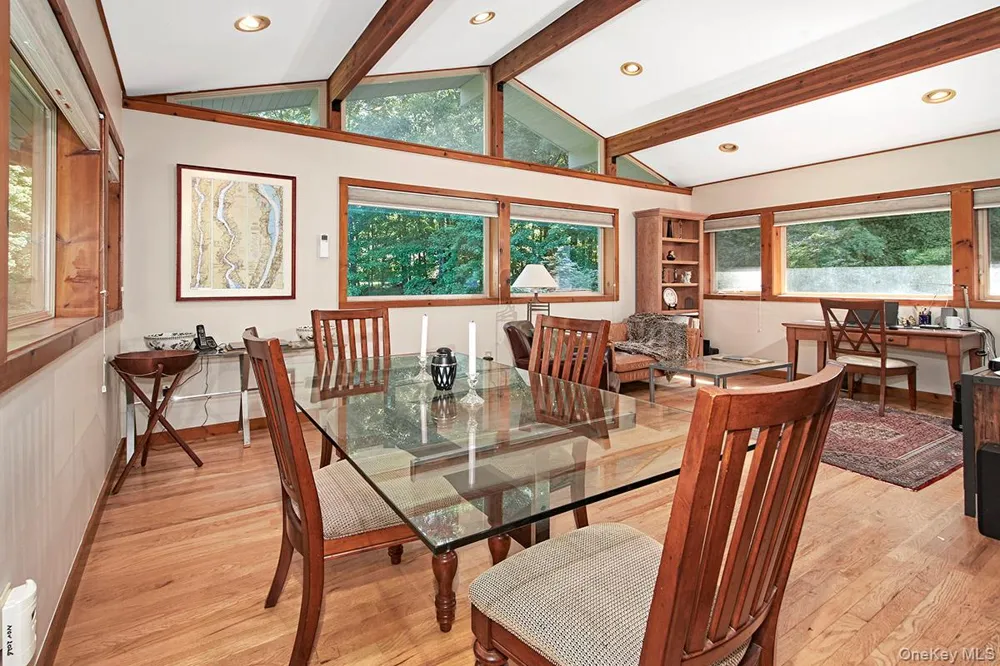 3 Little Lake Ridge Ossining, NY 10562