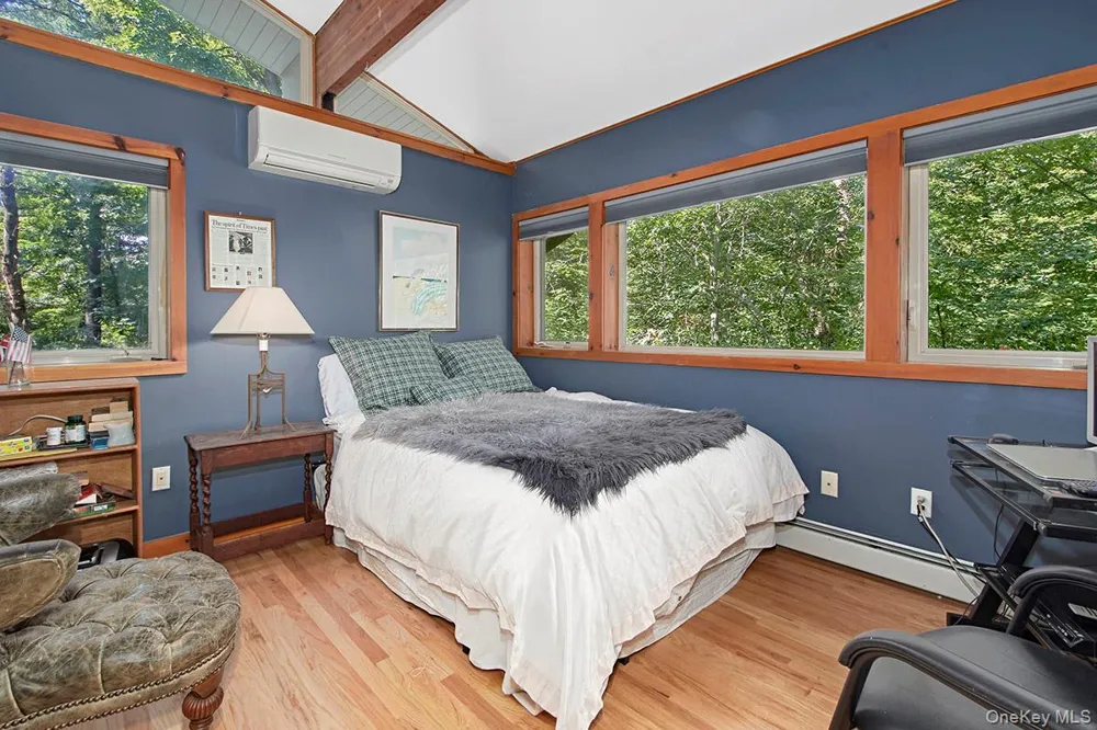 3 Little Lake Ridge Ossining, NY 10562