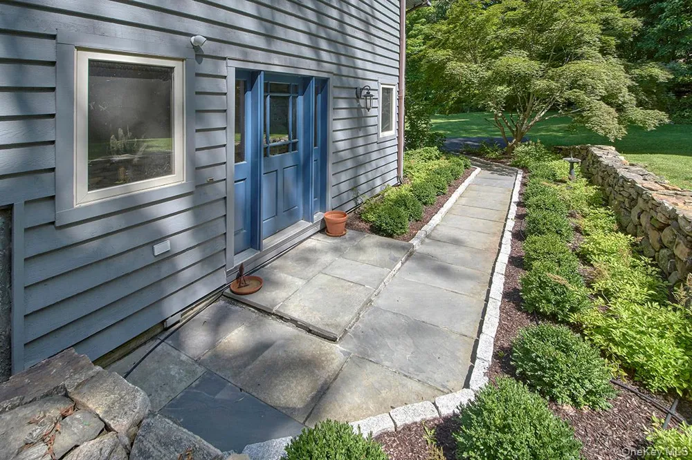 3 Little Lake Ridge Ossining, NY 10562