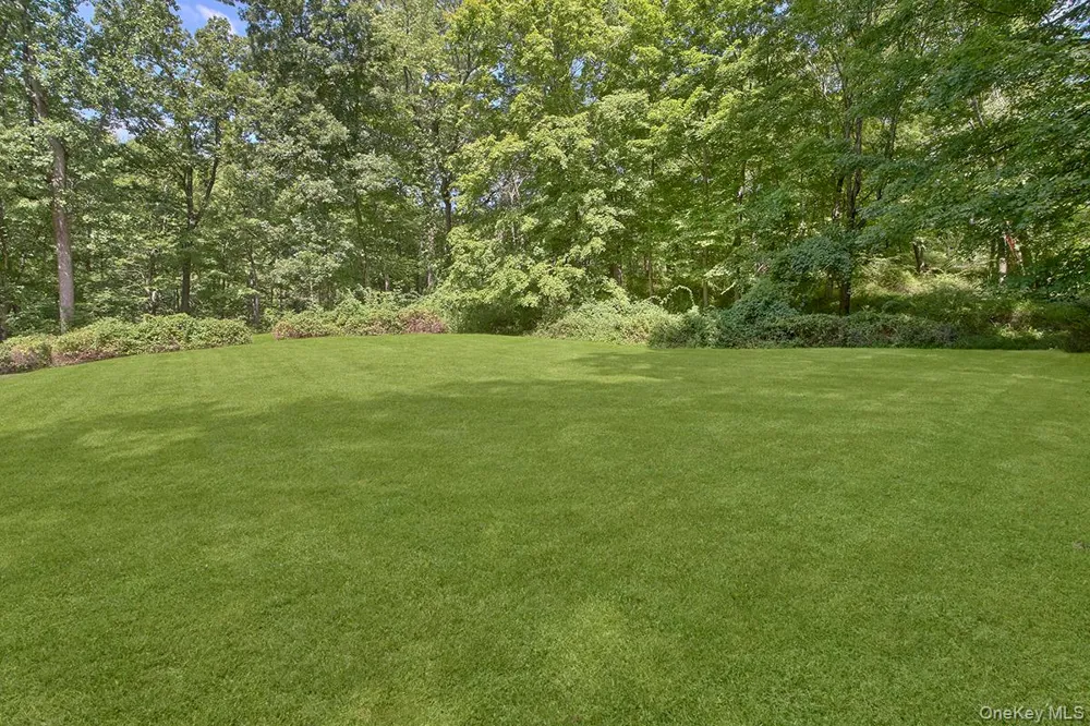 3 Little Lake Ridge Ossining, NY 10562