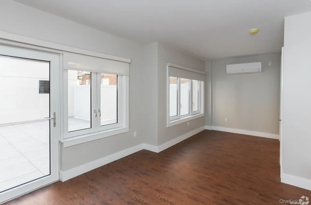 44-36 Douglaston Parkway #5J Little Neck, NY 11362