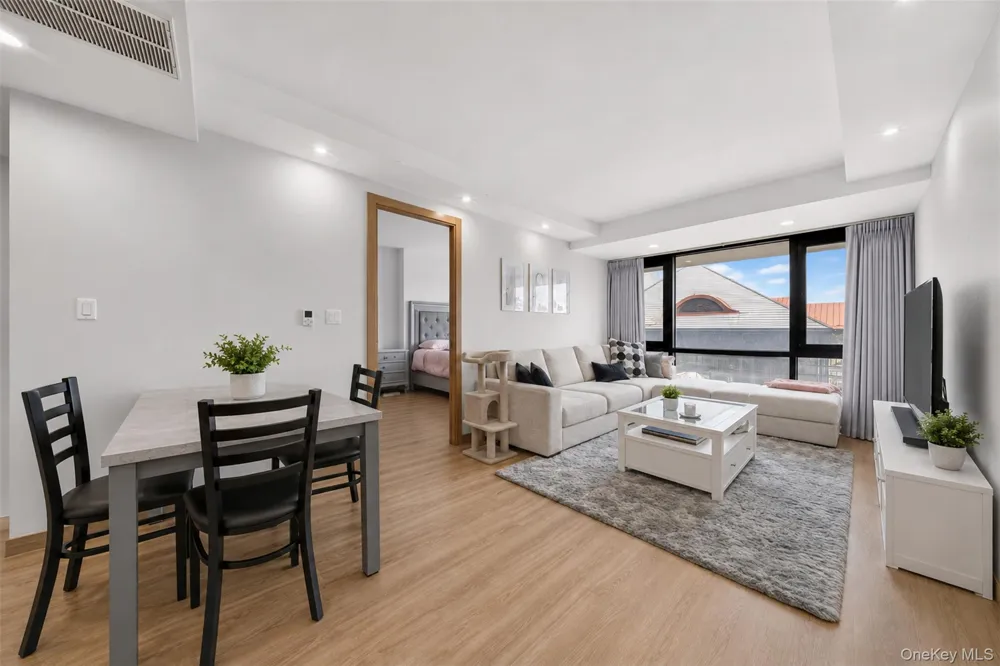 13111 Fowler Avenue #2G Flushing, NY 11355