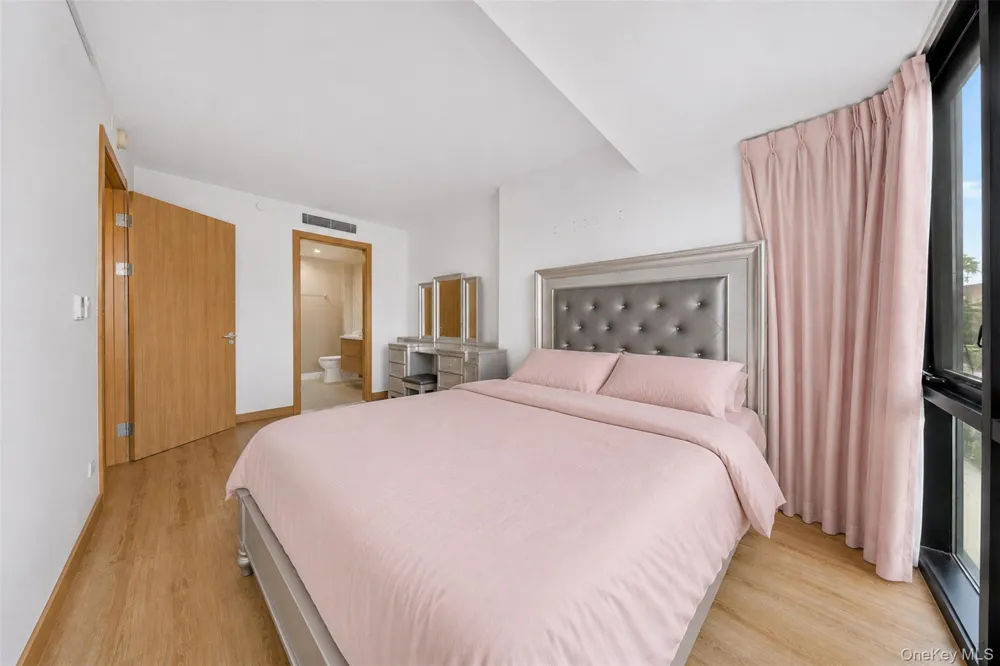 13111 Fowler Avenue #2G Flushing, NY 11355