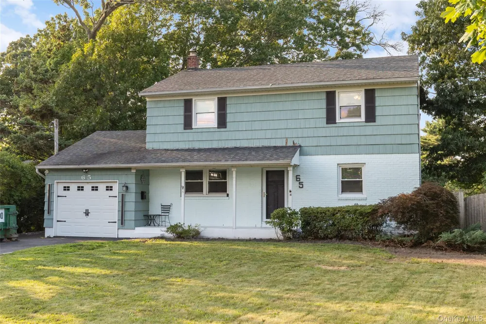 65 Timberpoint Road East Islip, NY 11730