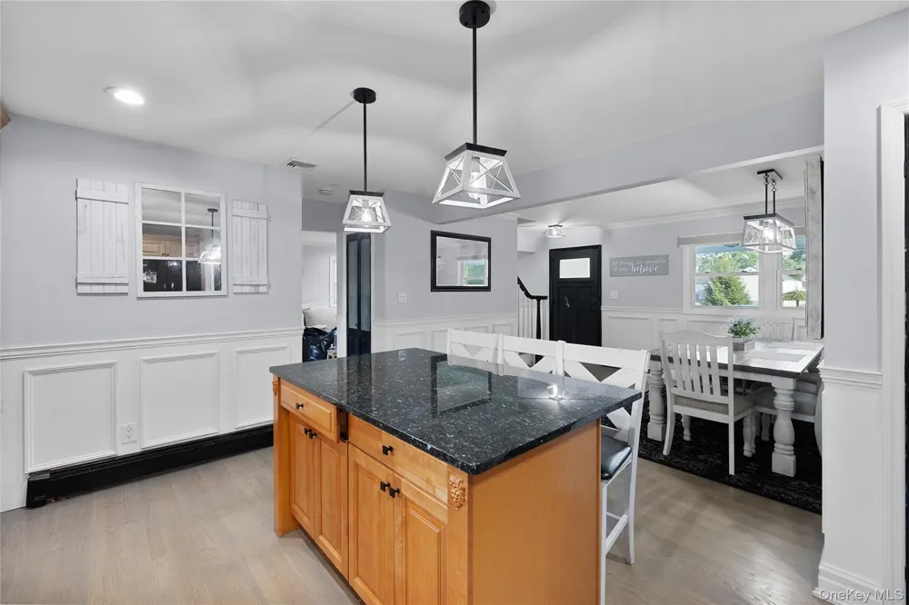 65 Timberpoint Road East Islip, NY 11730