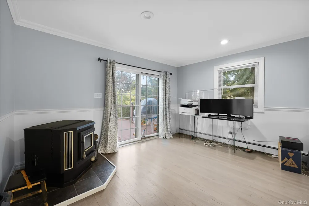 65 Timberpoint Road East Islip, NY 11730