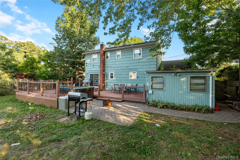 65 Timberpoint Road East Islip, NY 11730