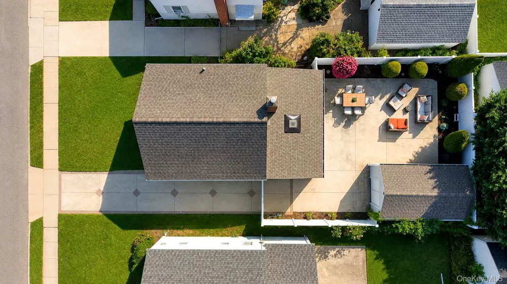 22 Shine Place Valley Stream, NY 11581