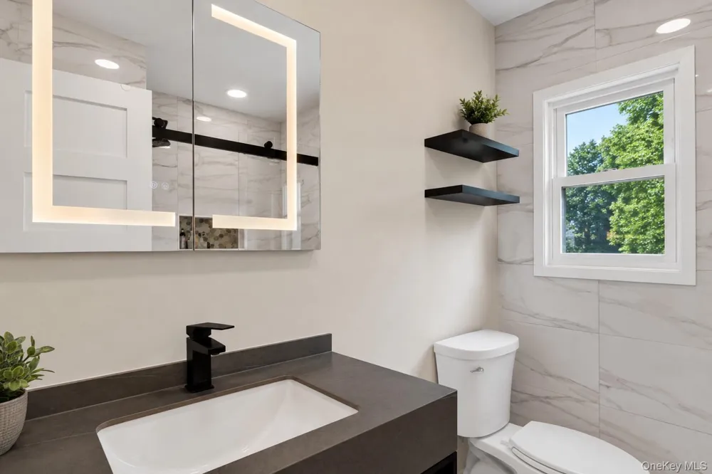 22 Shine Place Valley Stream, NY 11581