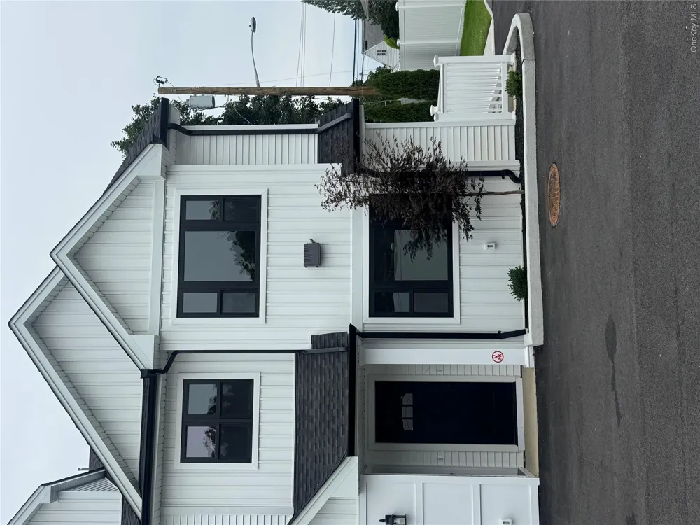 161 Union Avenue #16 Lynbrook, NY 11563