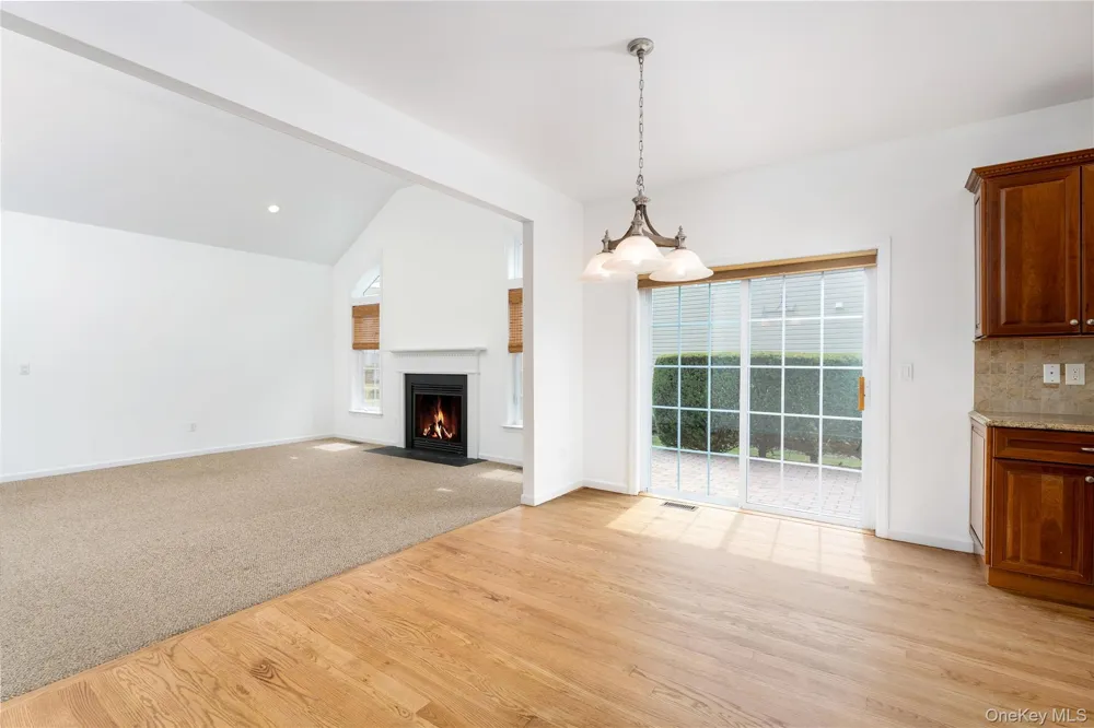 7 Pond Circle Mount Sinai, NY 11766