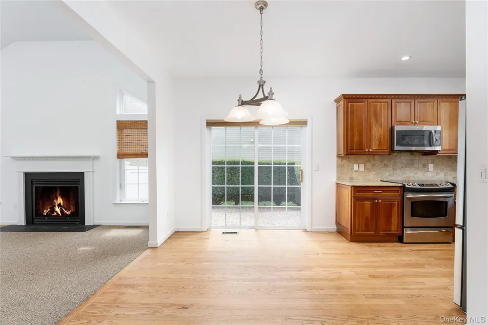 7 Pond Circle Mount Sinai, NY 11766
