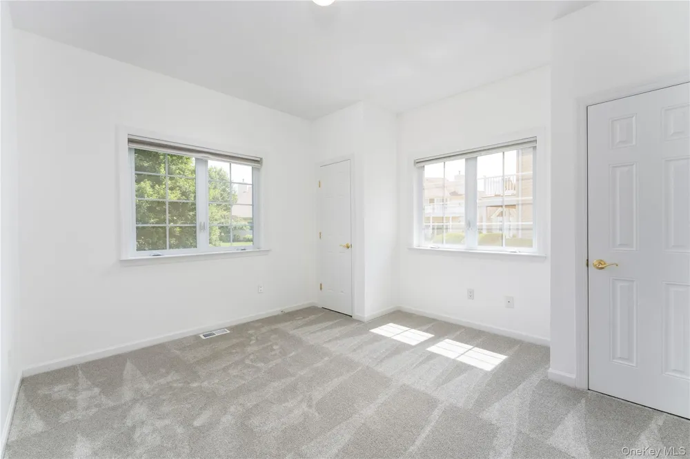 7 Pond Circle Mount Sinai, NY 11766