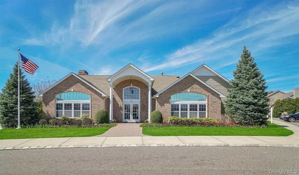 7 Pond Circle Mount Sinai, NY 11766