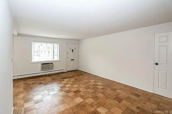 178 Jervis Avenue #178 Farmingdale, NY 11735