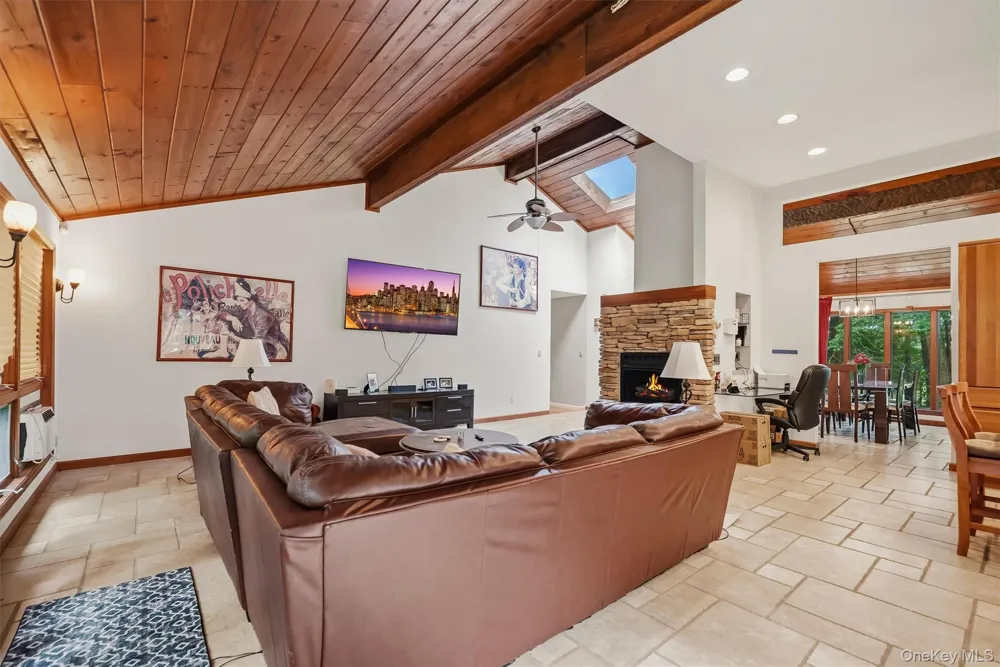 441 Burlingham Road Pine Bush, NY 12566