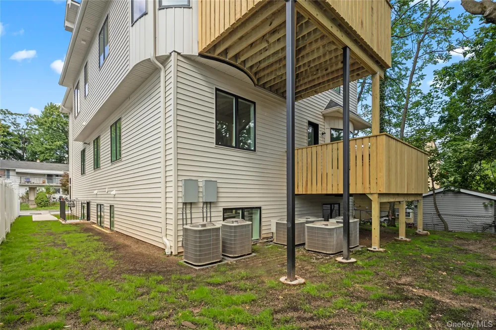 30 E Castle Avenue ##101 Spring Valley, NY 10977