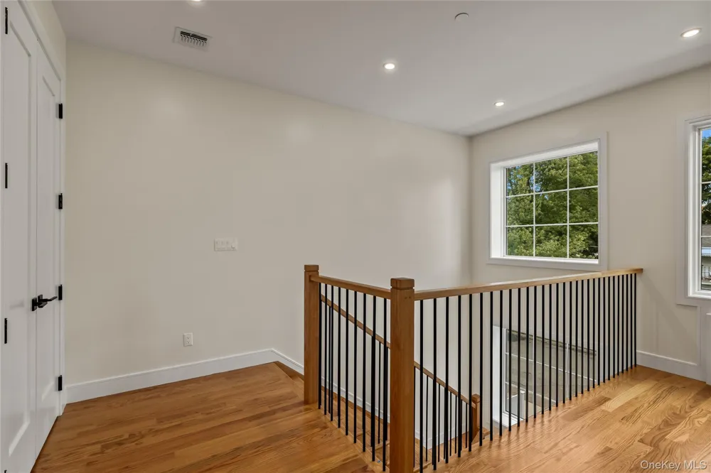 30 E Castle Avenue ##101 Spring Valley, NY 10977