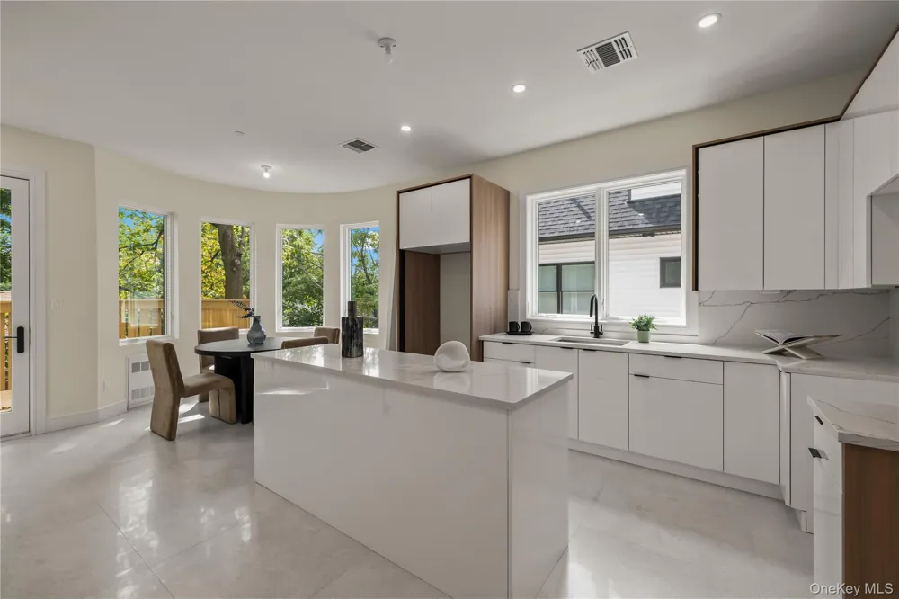 30 E Castle Avenue ##101 Spring Valley, NY 10977