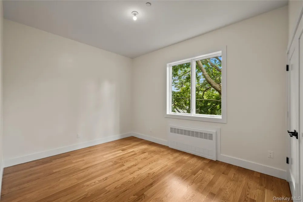 30 E Castle Avenue ##101 Spring Valley, NY 10977