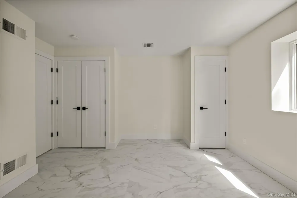 30 E Castle Avenue ##101 Spring Valley, NY 10977