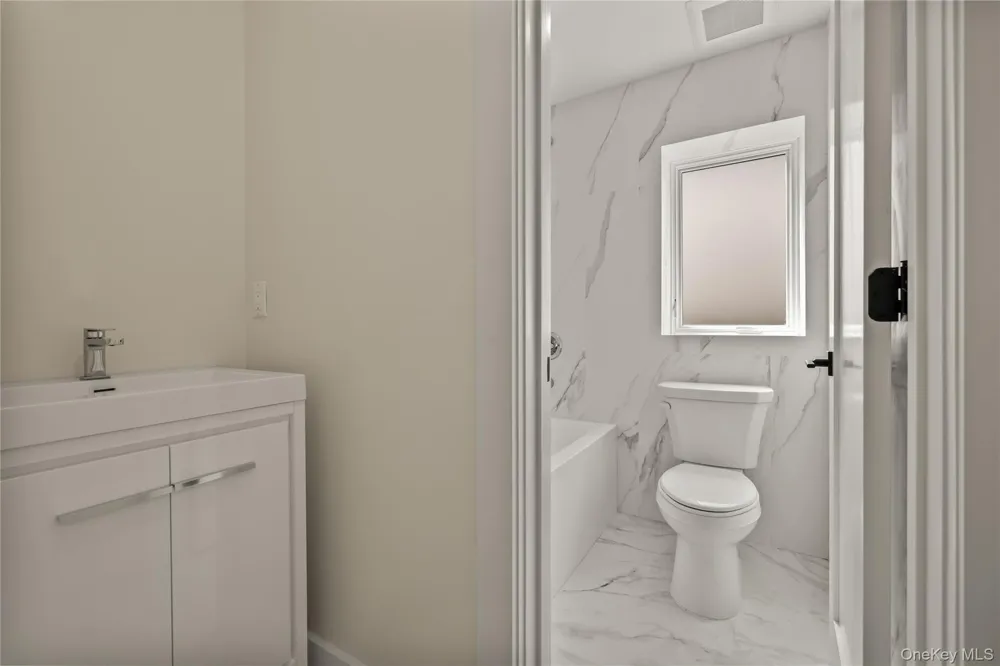 30 E Castle Avenue ##101 Spring Valley, NY 10977