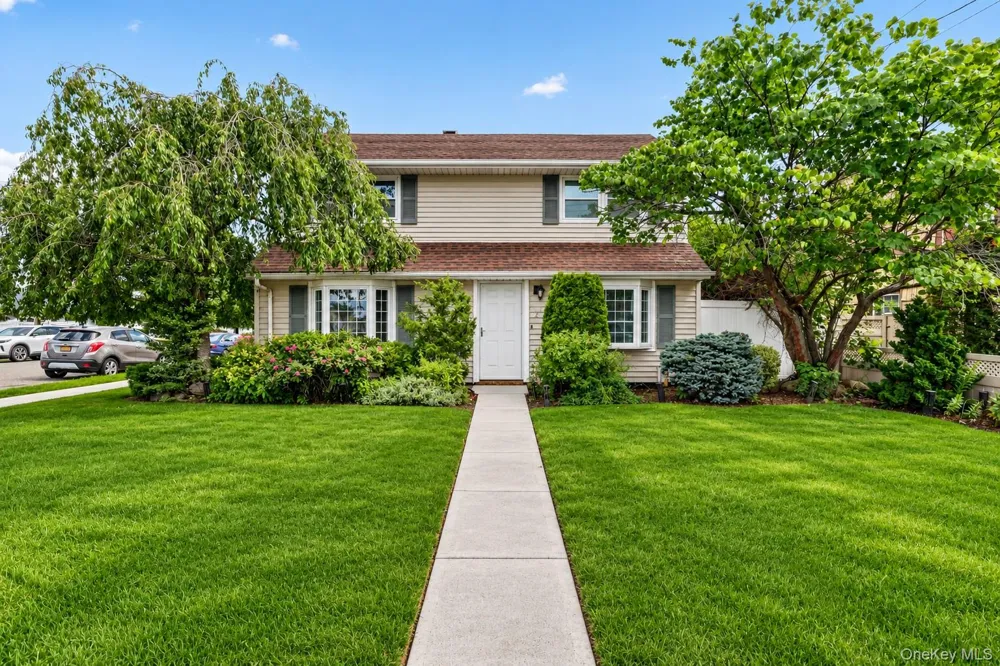 269 Forest Avenue Massapequa, NY 11758