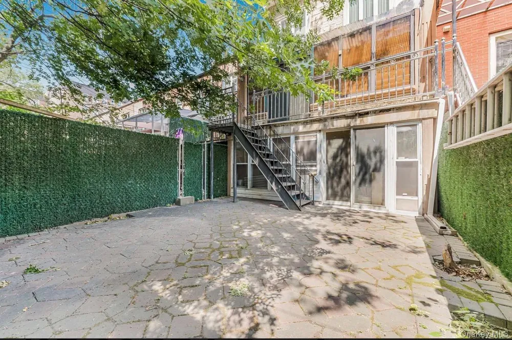 105-38 65th Rd Forest Hills, NY 11375