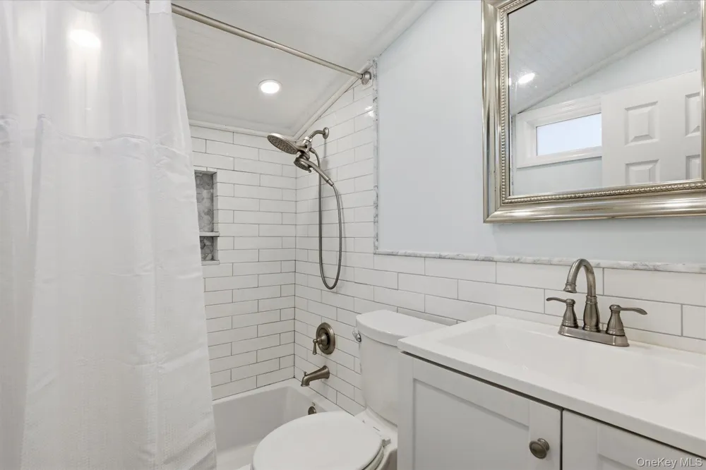 90 Jute Road Rocky Point, NY 11778