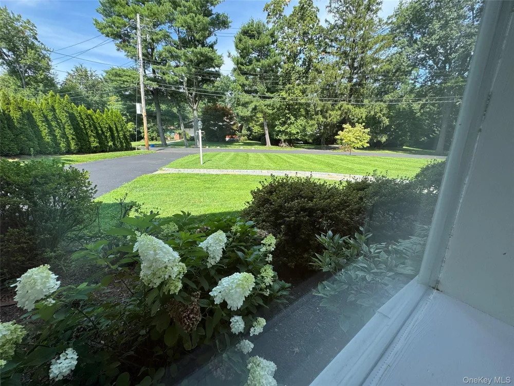 3 Stonewall Lane Mamaroneck, NY 10543