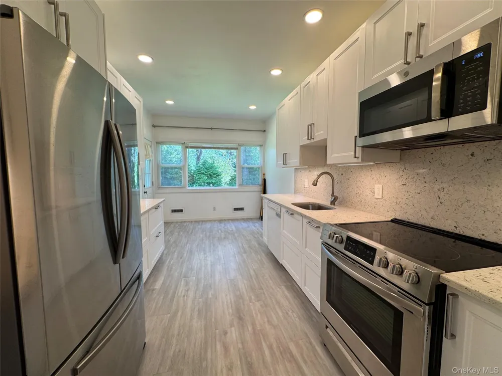 3 Stonewall Lane Mamaroneck, NY 10543
