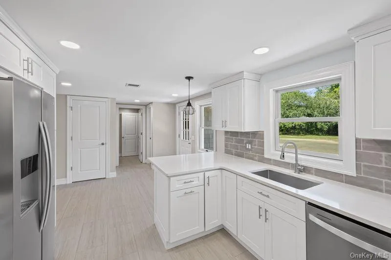 511 Montauk Highway East Moriches, NY 11940