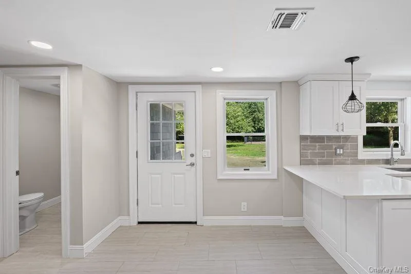511 Montauk Highway East Moriches, NY 11940