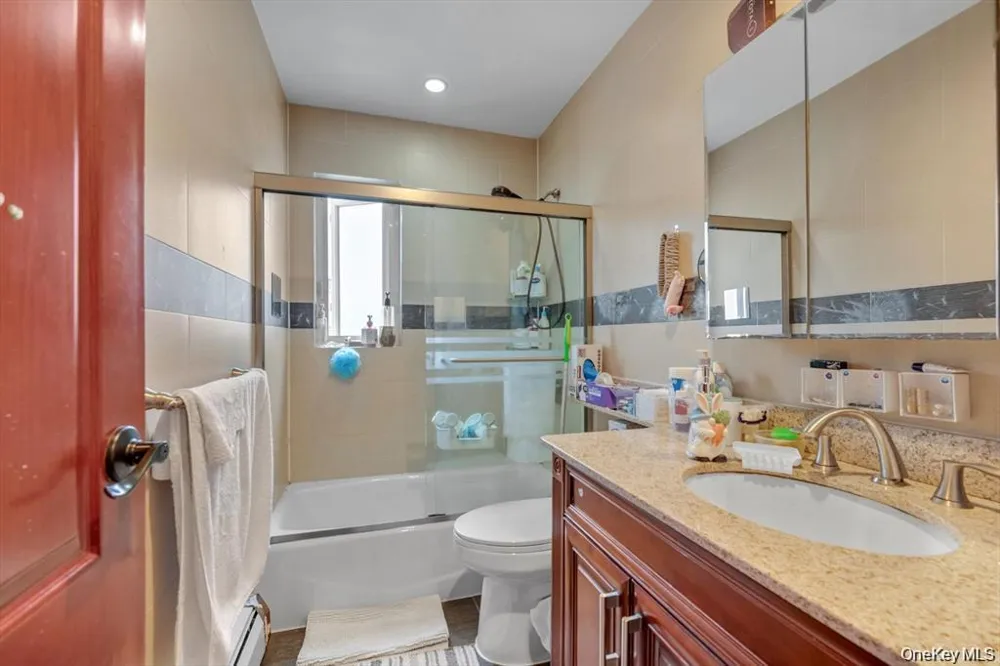 6906 Fresh Meadow Lane Fresh Meadows, NY 11365