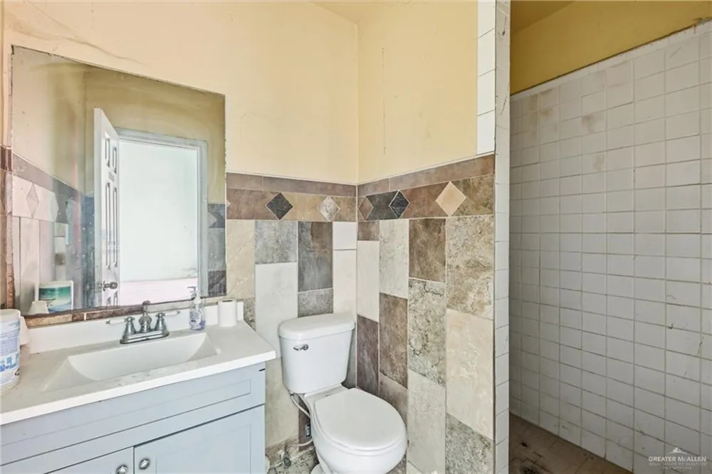 1326 Alton Boulevard Alton, TX 78573