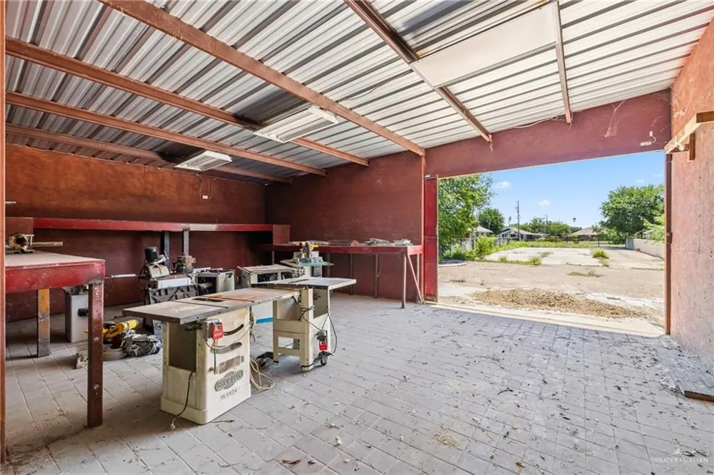 1326 Alton Boulevard Alton, TX 78573