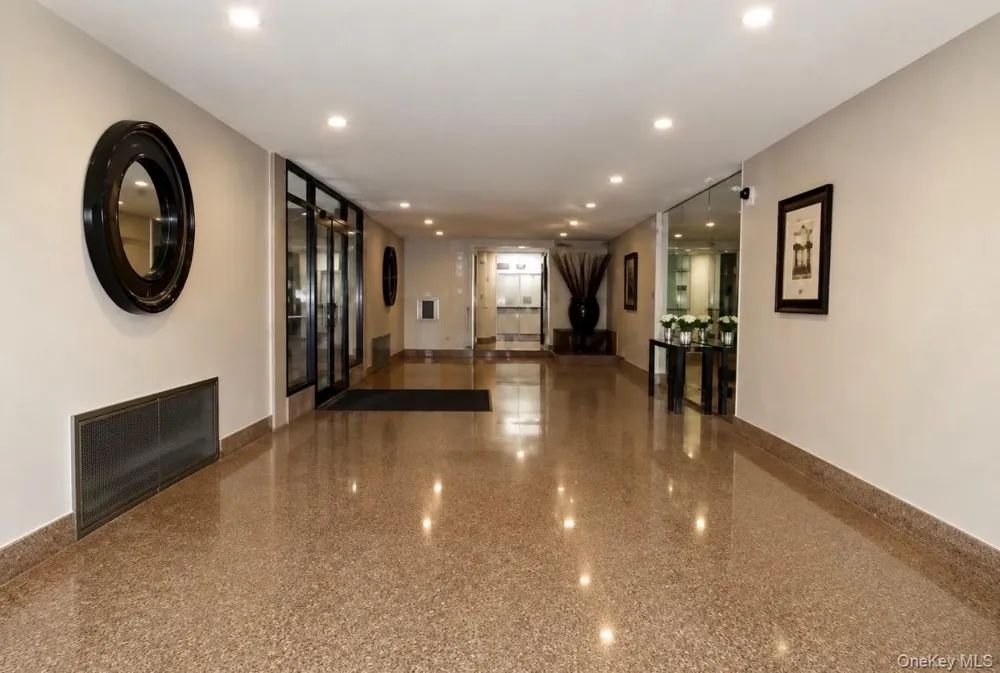 37-30 83rd Street #5L Jackson Heights, NY 11372