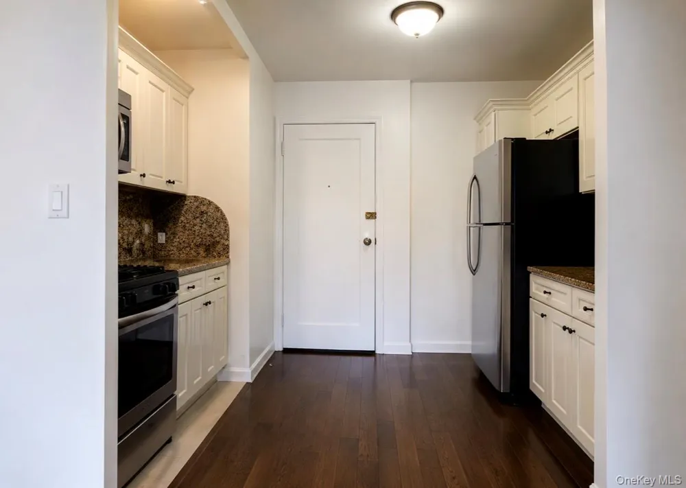 37-30 83rd Street #5L Jackson Heights, NY 11372