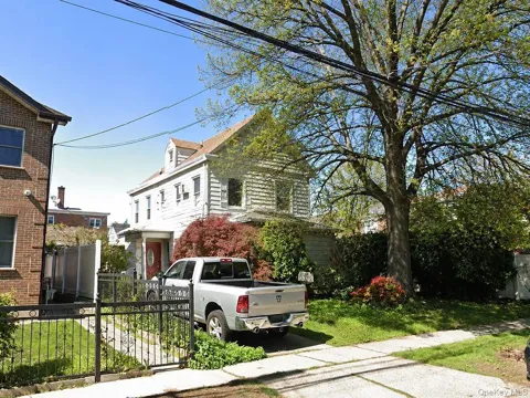 147-33 Hawthorne Avenue