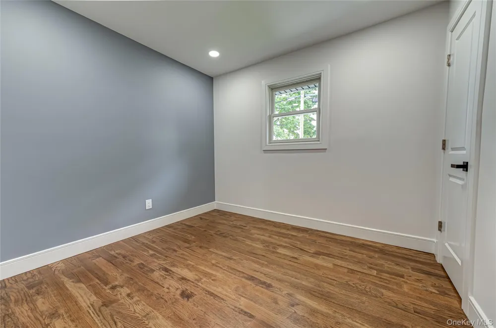 146 8th Street Bethpage, NY 11714