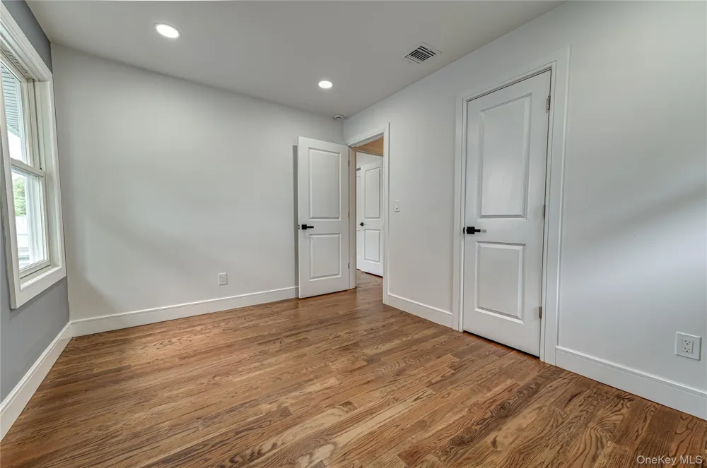 146 8th Street Bethpage, NY 11714