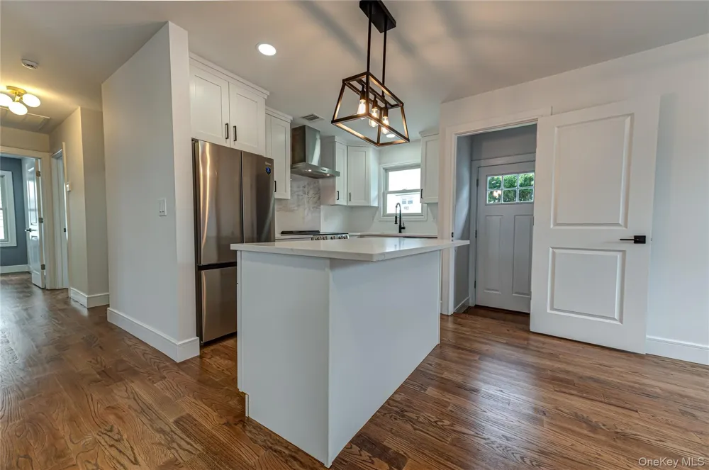 146 8th Street Bethpage, NY 11714