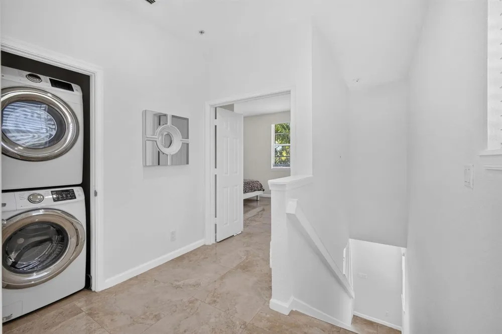 169 CAT ROCK LANE Jupiter, FL 33458