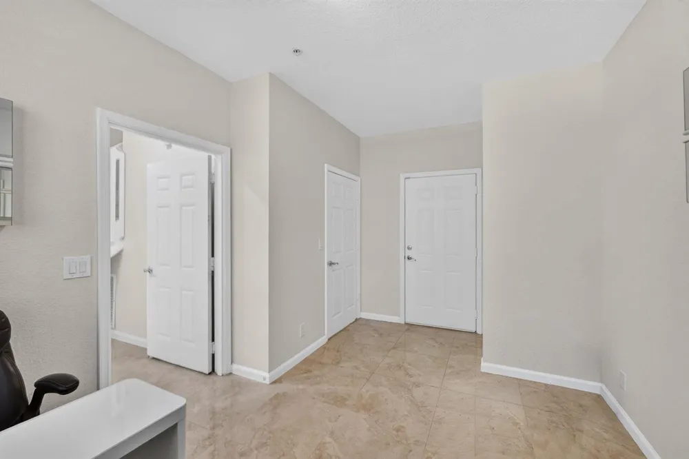 169 CAT ROCK LANE Jupiter, FL 33458
