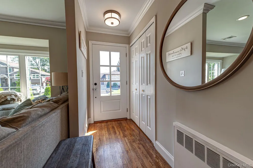 1814 Robin Lane Bellmore, NY 11710