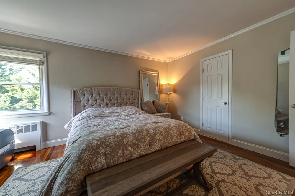 1814 Robin Lane Bellmore, NY 11710