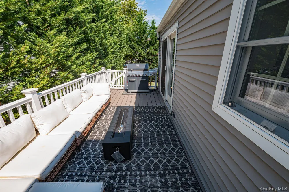 1814 Robin Lane Bellmore, NY 11710