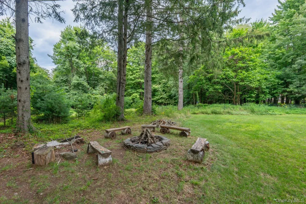 104 Park Place Saugerties, NY 12477