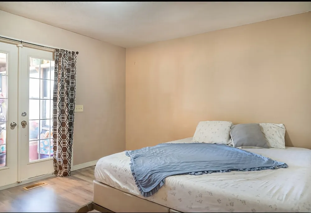 134 W Kent Street Broken Arrow, OK 74012