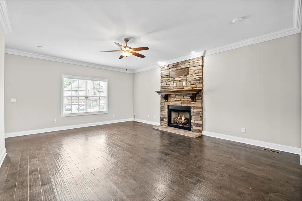 3164 Timberdale Dr Clarksville, TN 37042